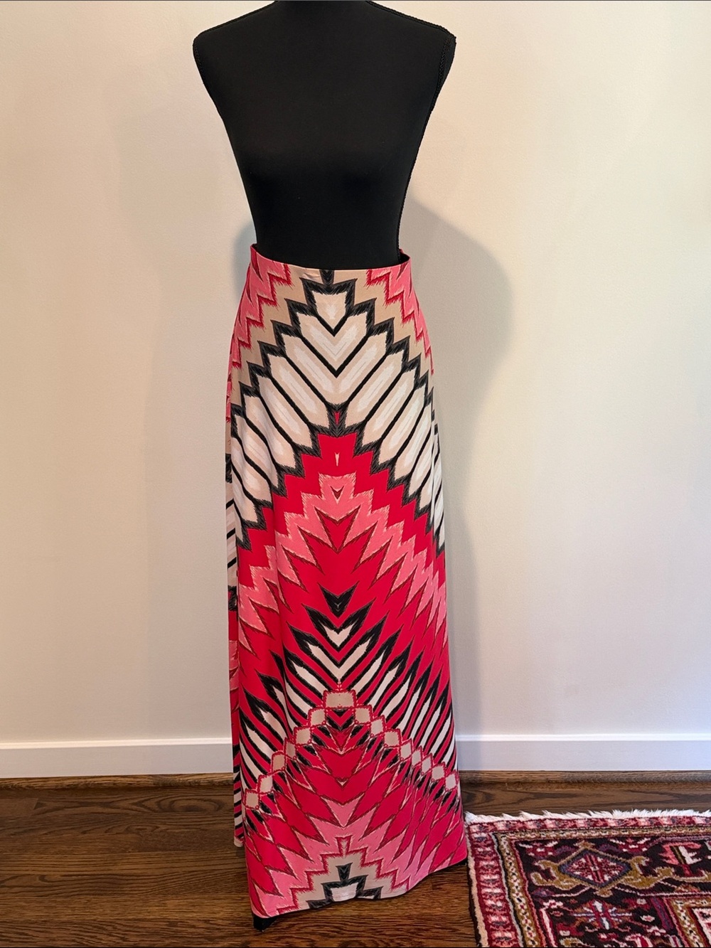 ECI New York Skirt